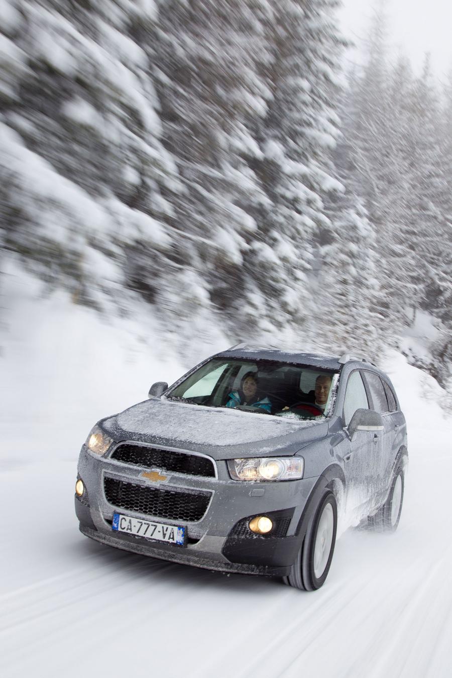  Chevrolet Captiva 2010 года  (фото 77 из 88)